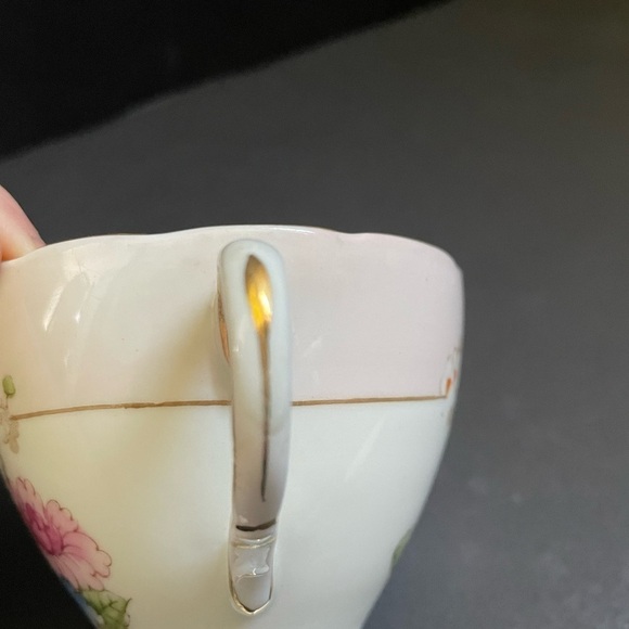 Foley bone china vintage footed teacup - Picture 5 of 9